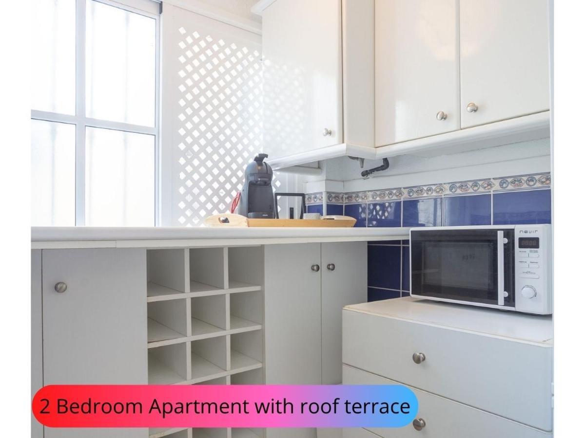 Desirable Rooftop Terrace , 2 Bedroom With Wifi In Costa Adeje Apartamento